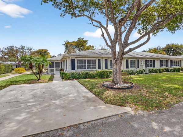 10136 S 42nd Avenue S, Boynton Beach, FL 33436