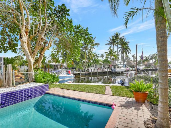 400 SE 5th Court, Pompano Beach, FL 33060