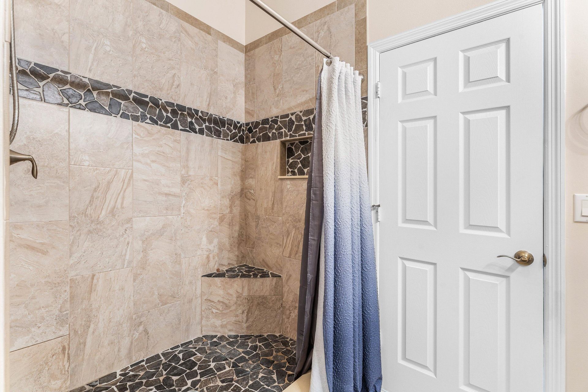 4931 Bonsai Circle, Unit 201, Palm Beach Gardens, FL 33418 Photo