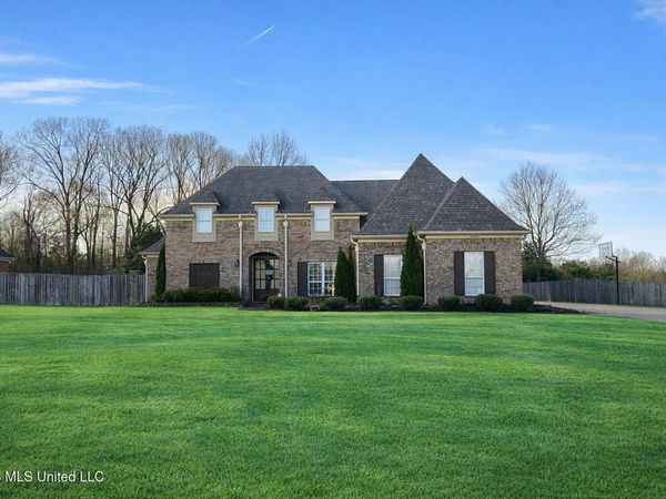 6459 Carson Drive, Olive Branch, MS 38654