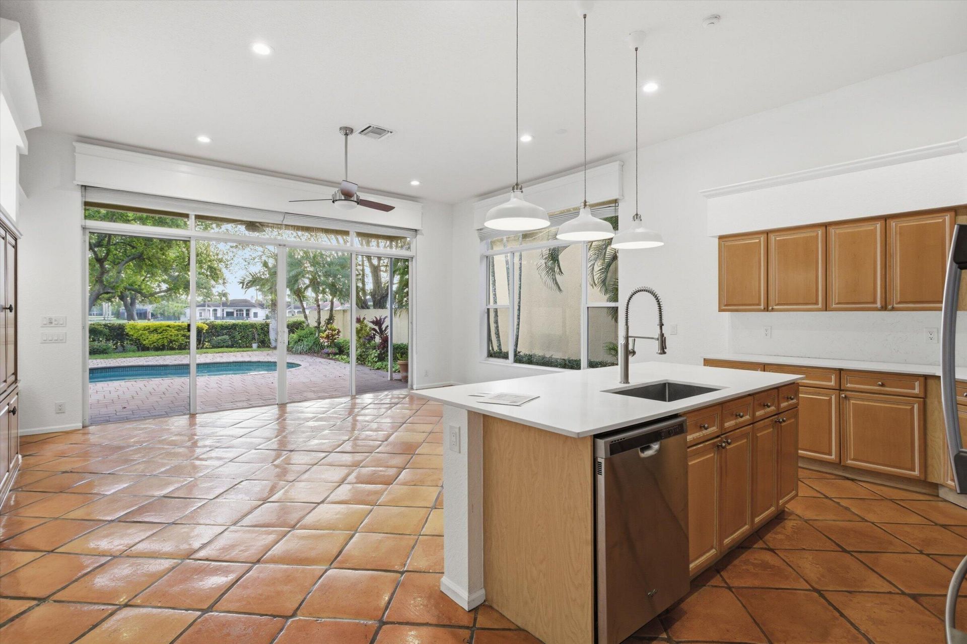 2466 Bay Isle Court, Weston, FL 33327 Photo