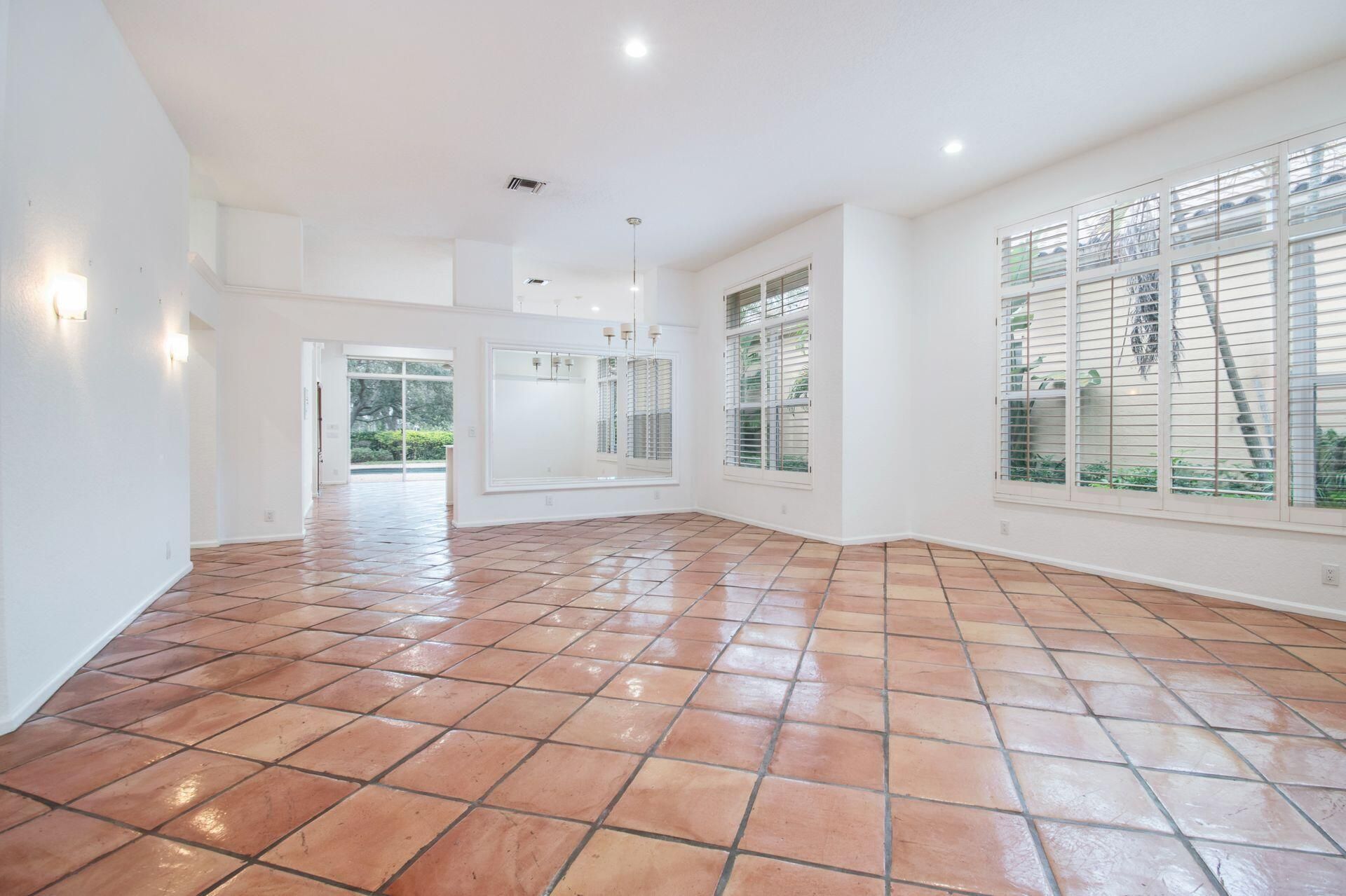 2466 Bay Isle Court, Weston, FL 33327 Photo