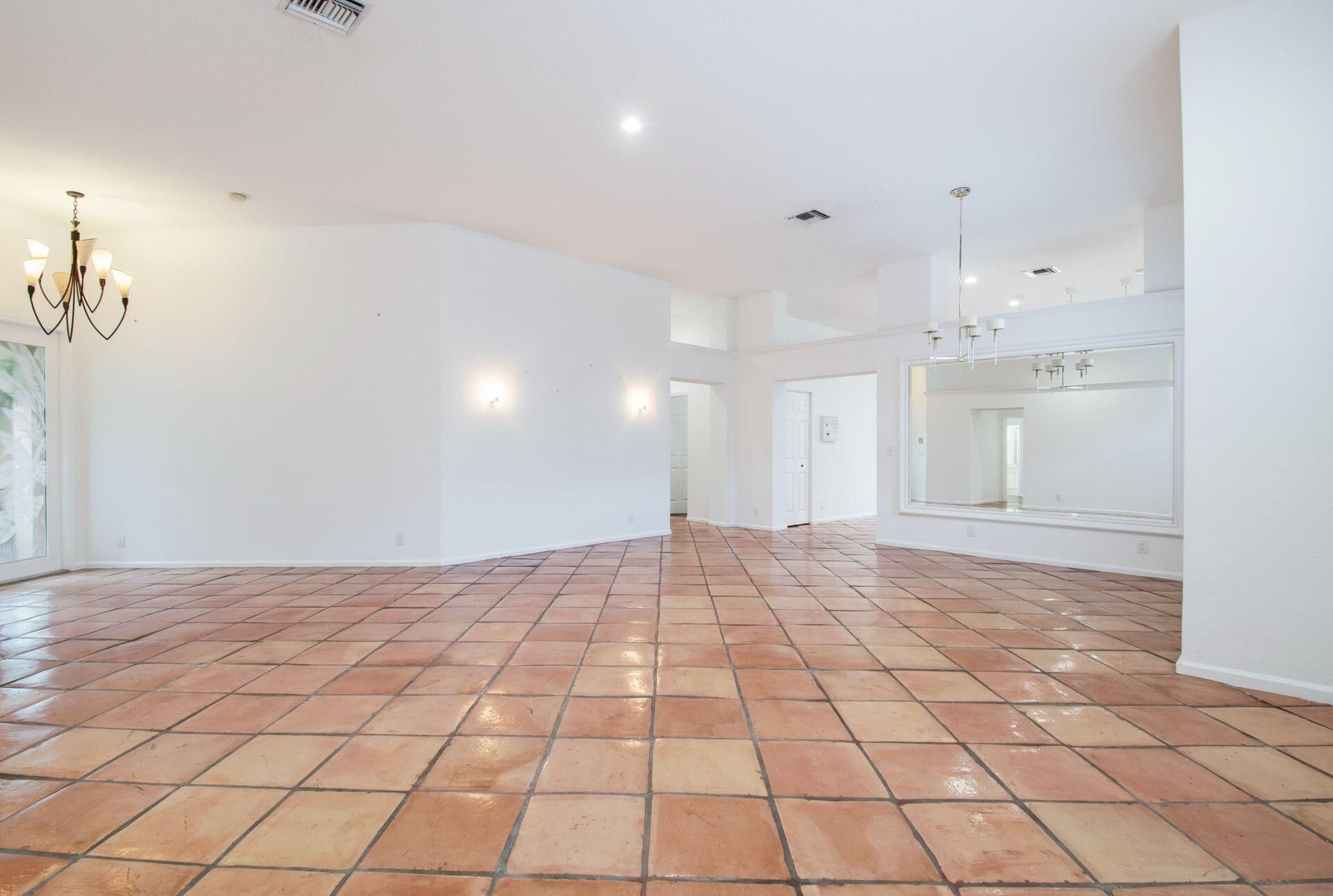 2466 Bay Isle Court, Weston, FL 33327 Photo