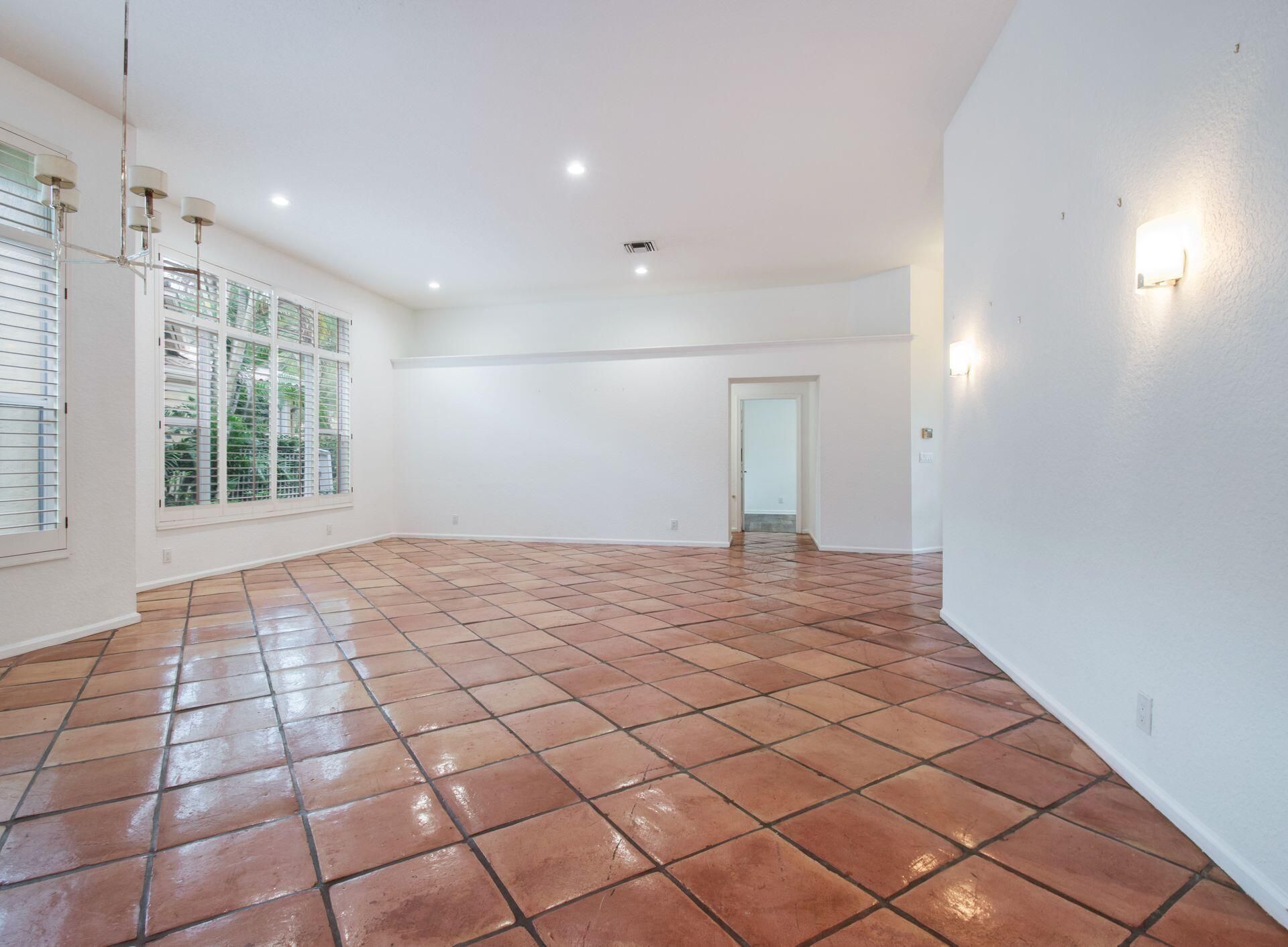 2466 Bay Isle Court, Weston, FL 33327 Photo