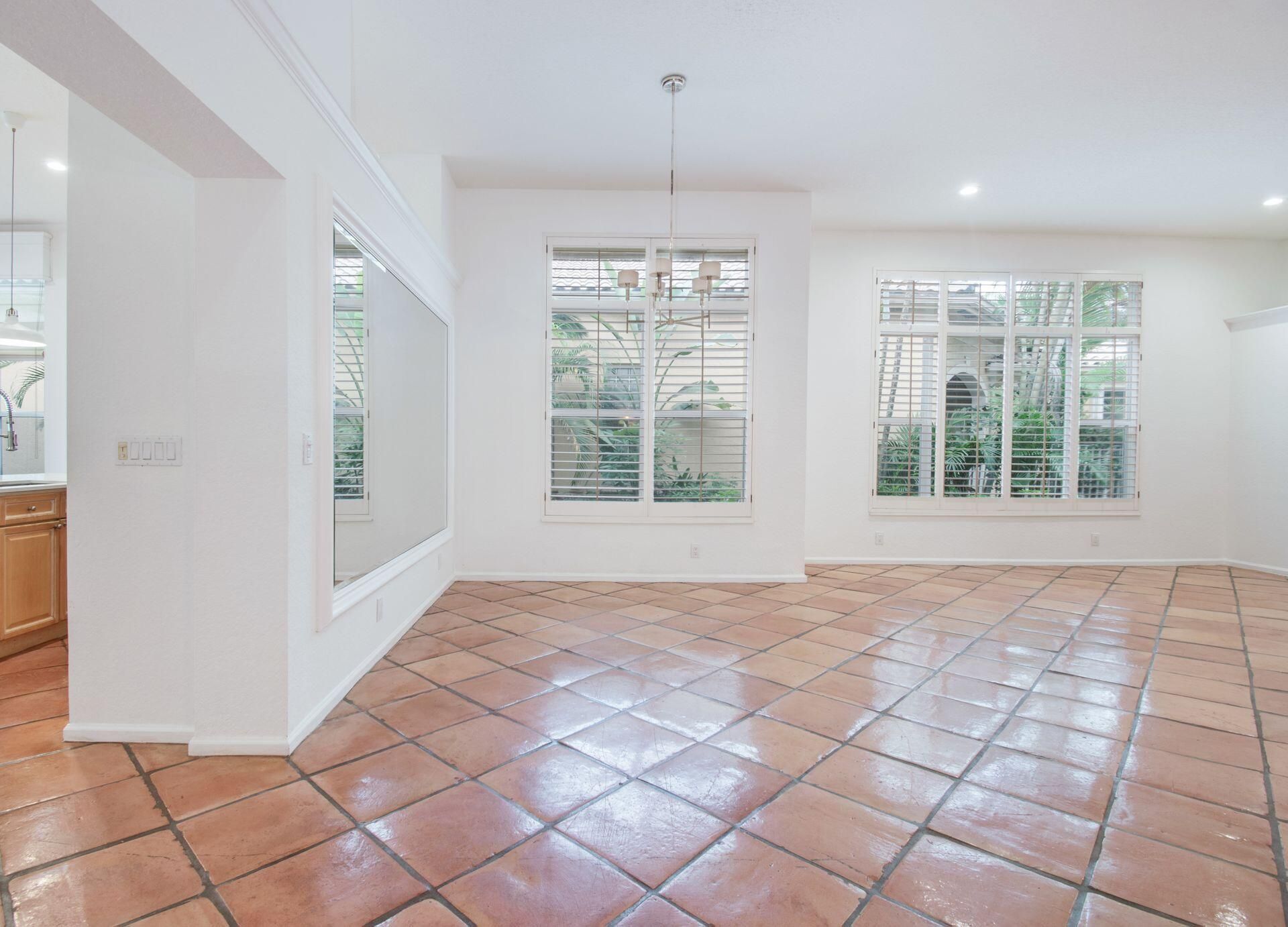 2466 Bay Isle Court, Weston, FL 33327 Photo