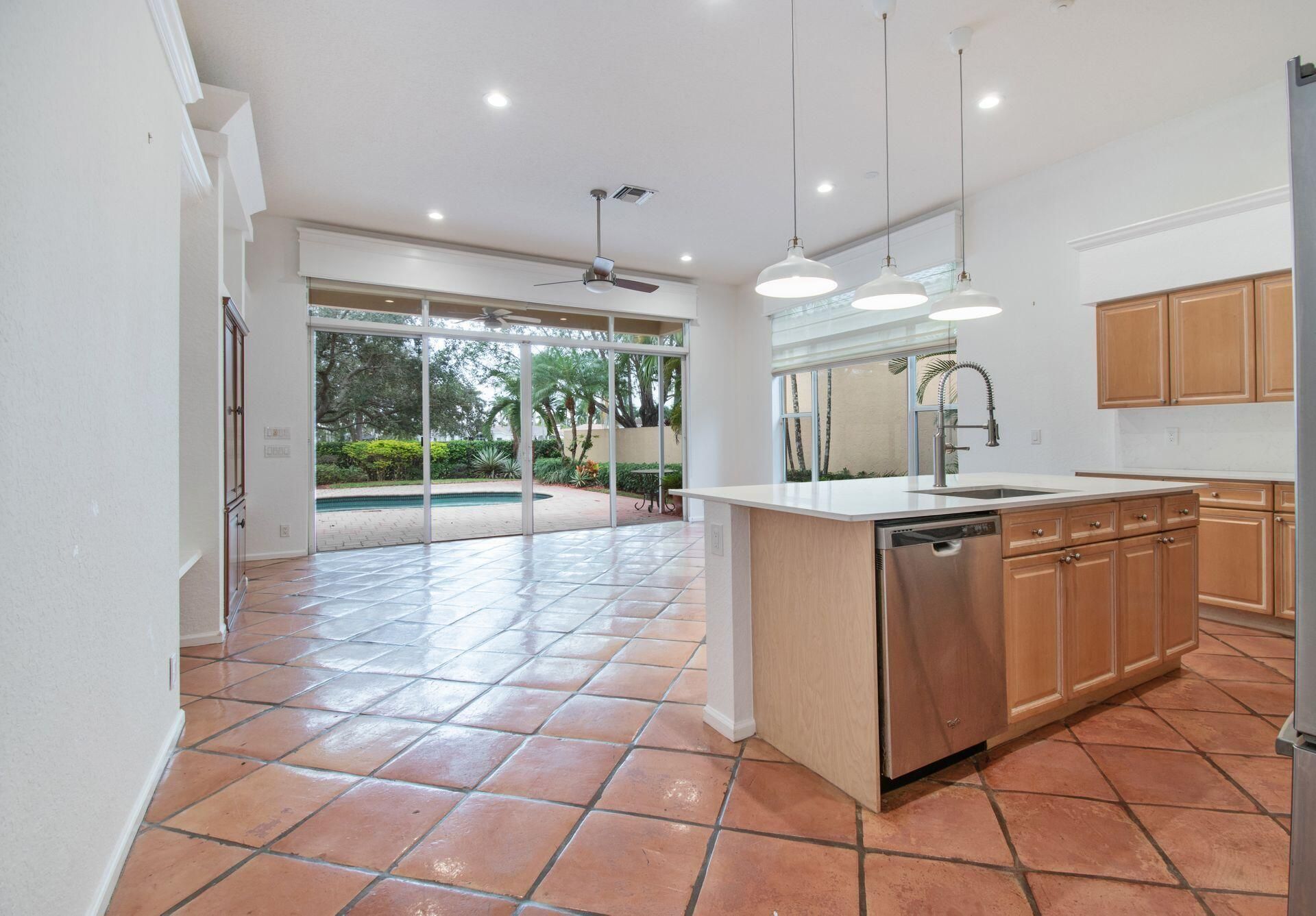 2466 Bay Isle Court, Weston, FL 33327 Photo