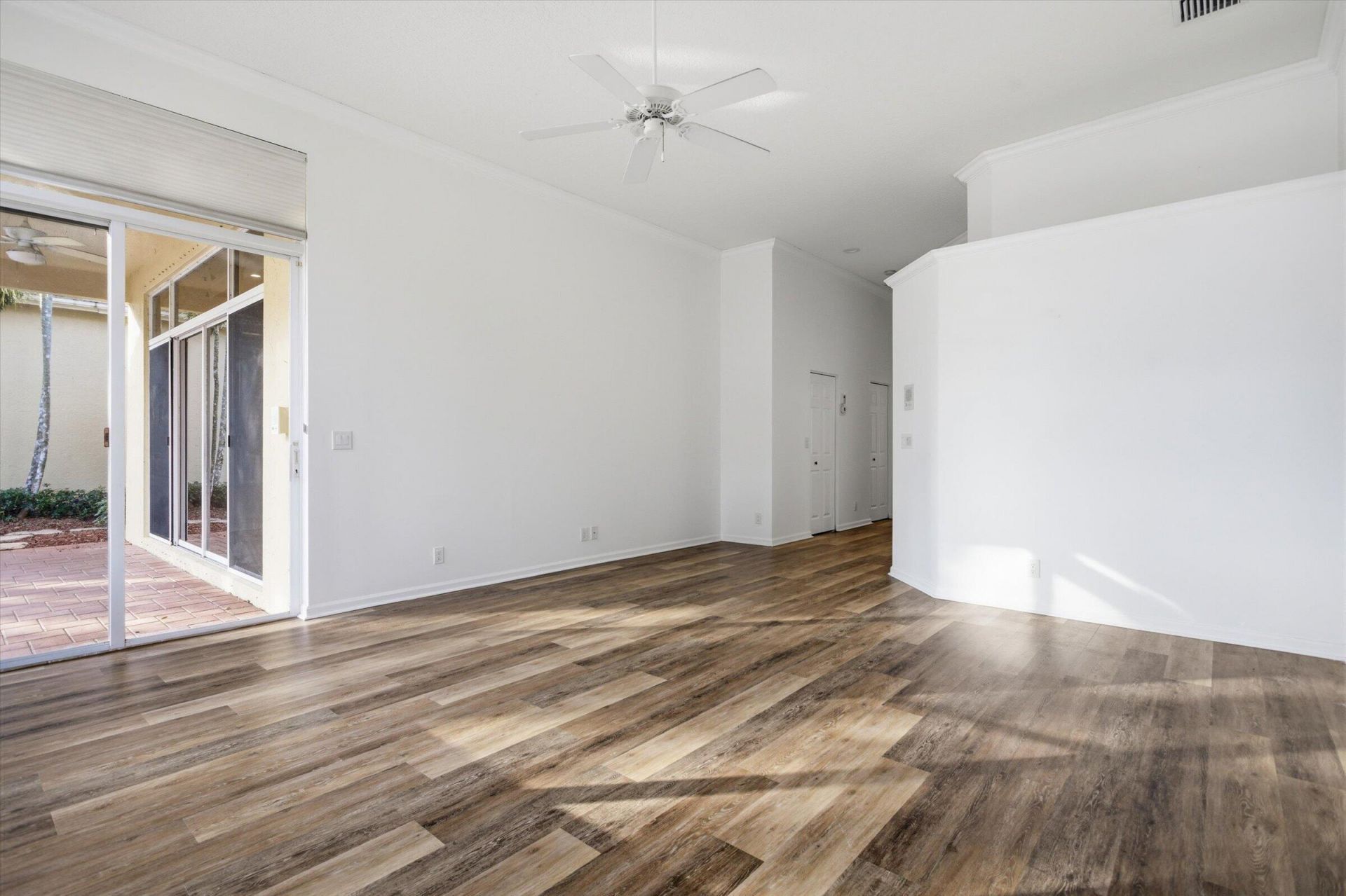 2466 Bay Isle Court, Weston, FL 33327 Photo