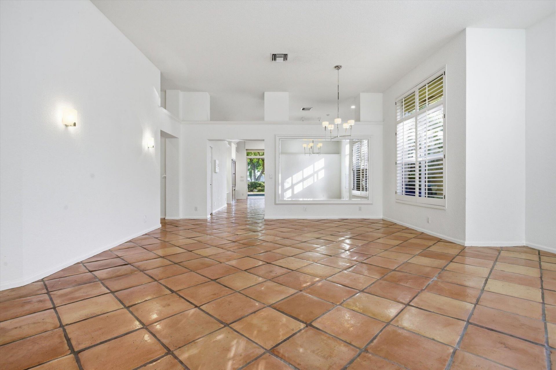 2466 Bay Isle Court, Weston, FL 33327 Photo