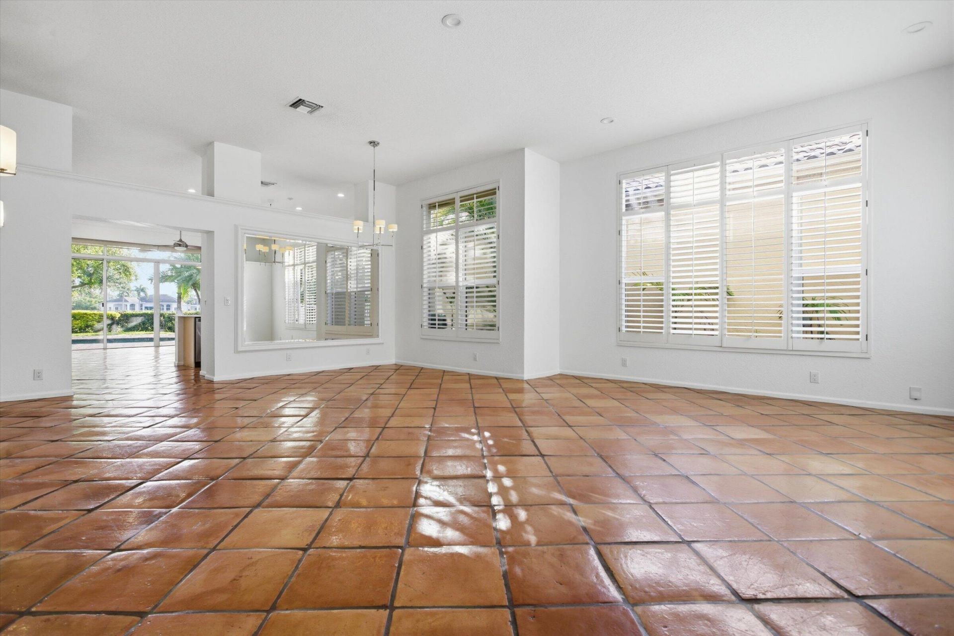 2466 Bay Isle Court, Weston, FL 33327 Photo