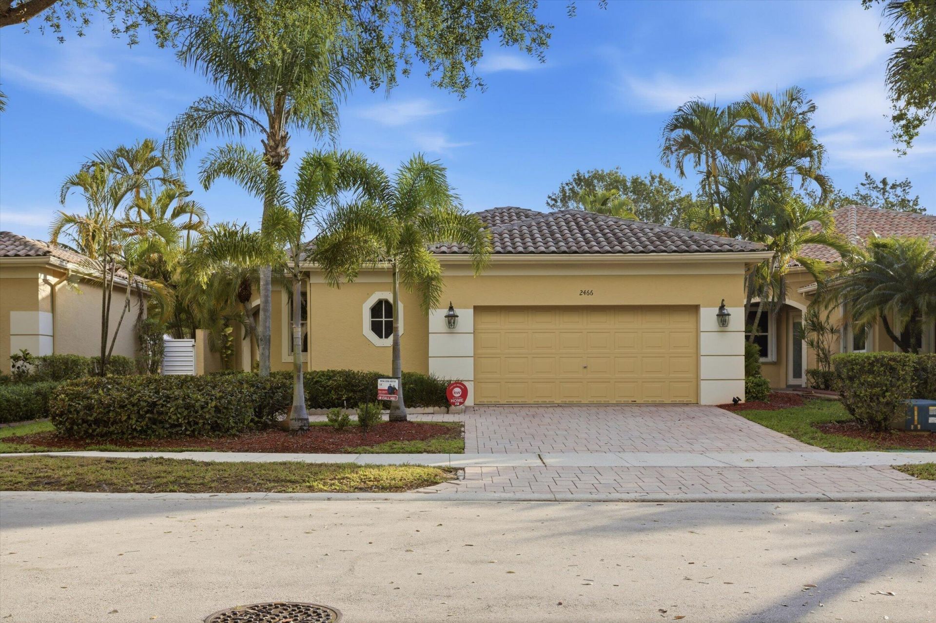 2466 Bay Isle Court, Weston, FL 33327 Photo