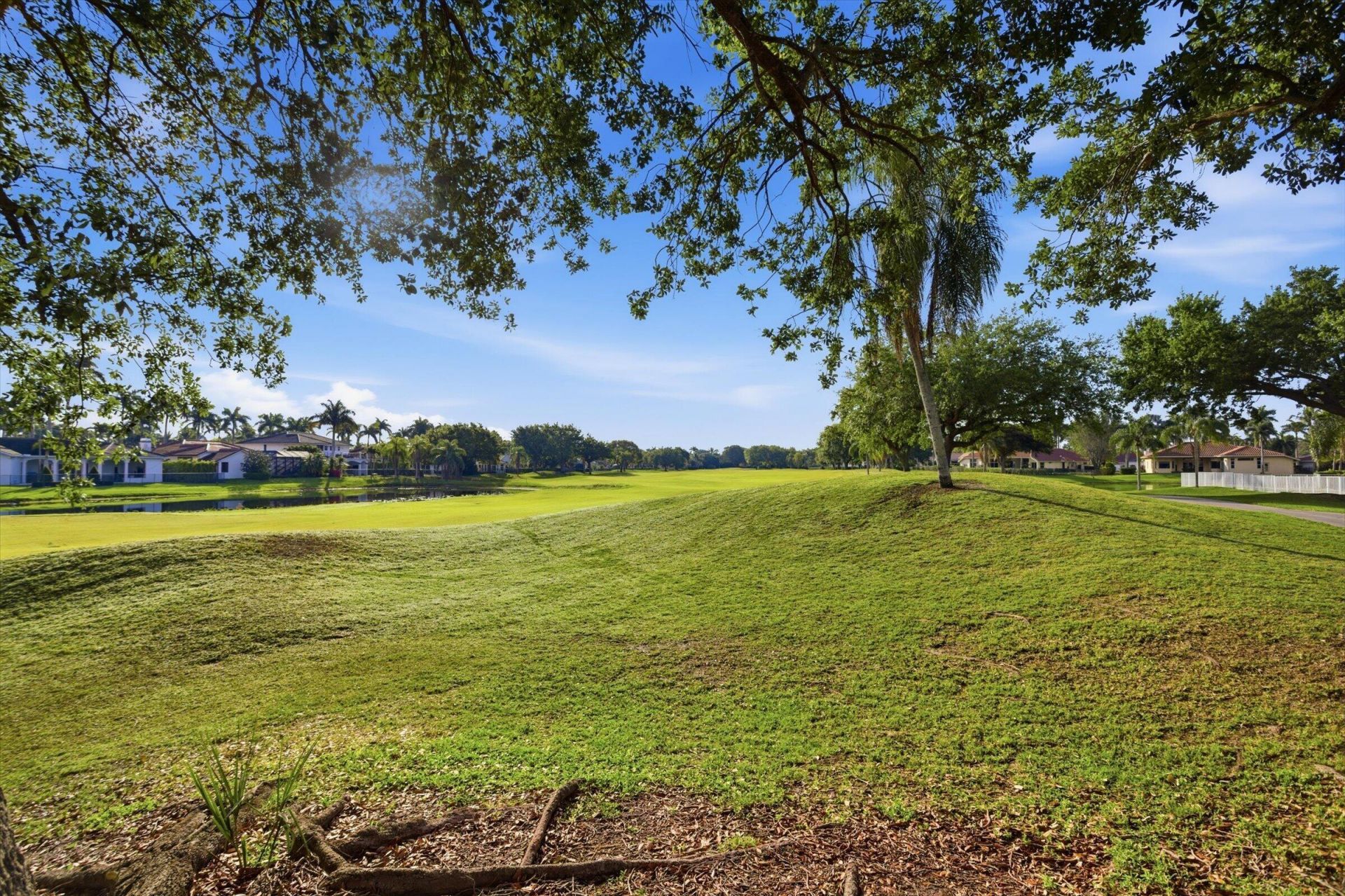 2466 Bay Isle Court, Weston, FL 33327 Photo