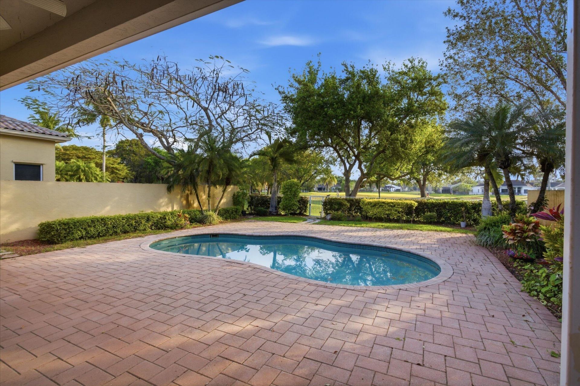 2466 Bay Isle Court, Weston, FL 33327 Photo