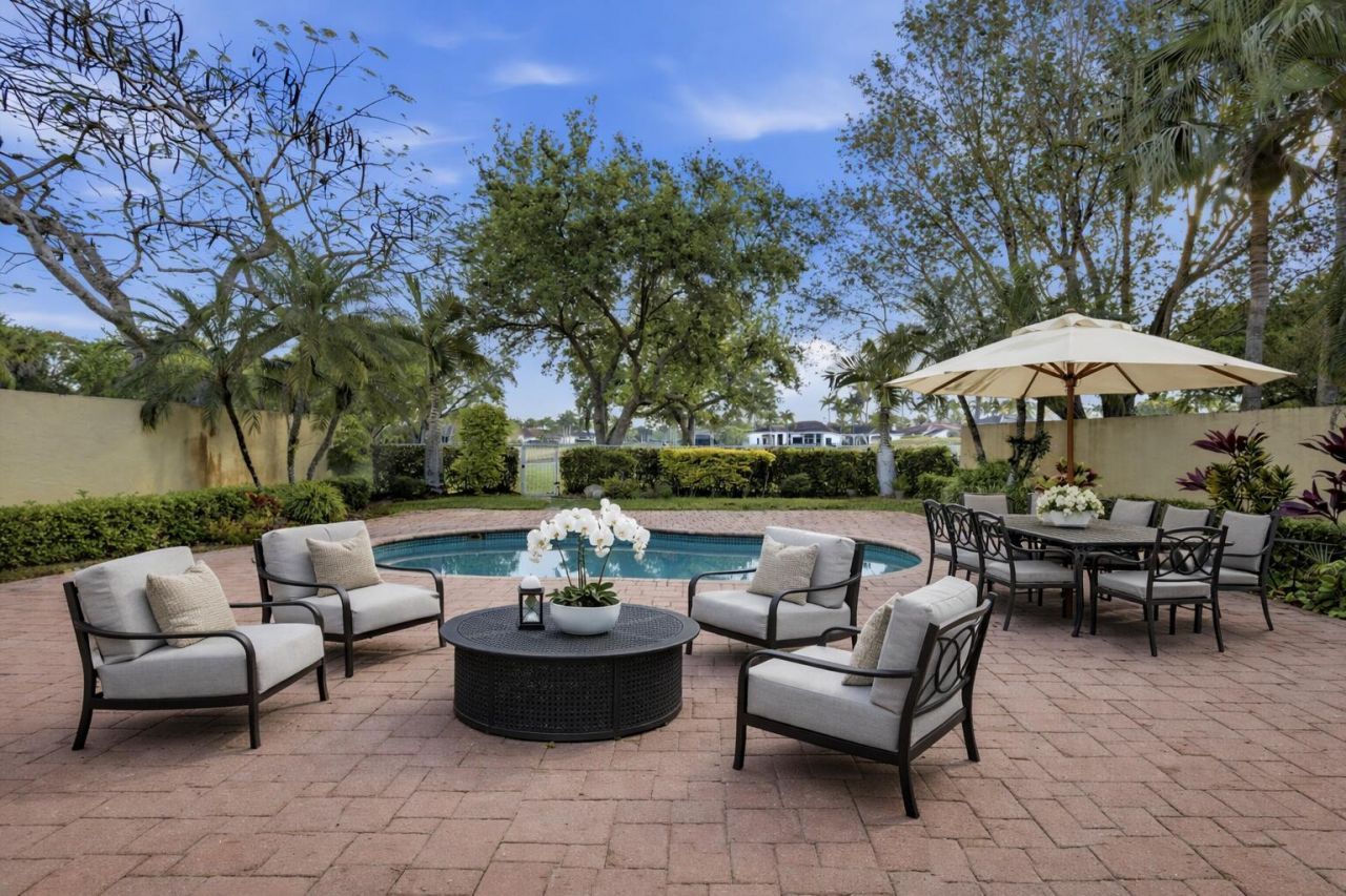 2466 Bay Isle Court, Weston, FL 33327 Photo