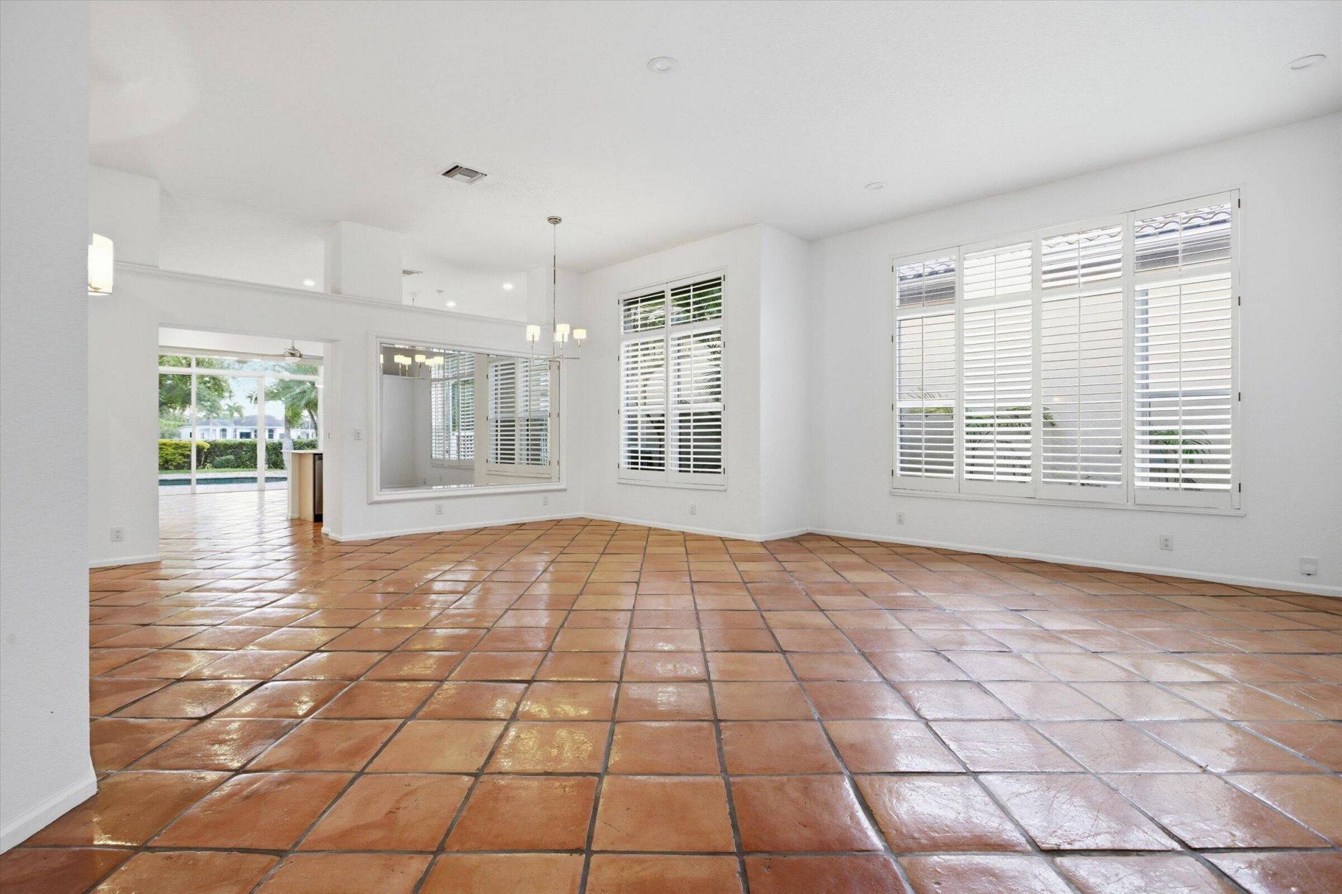 2466 Bay Isle Court, Weston, FL 33327 Photo