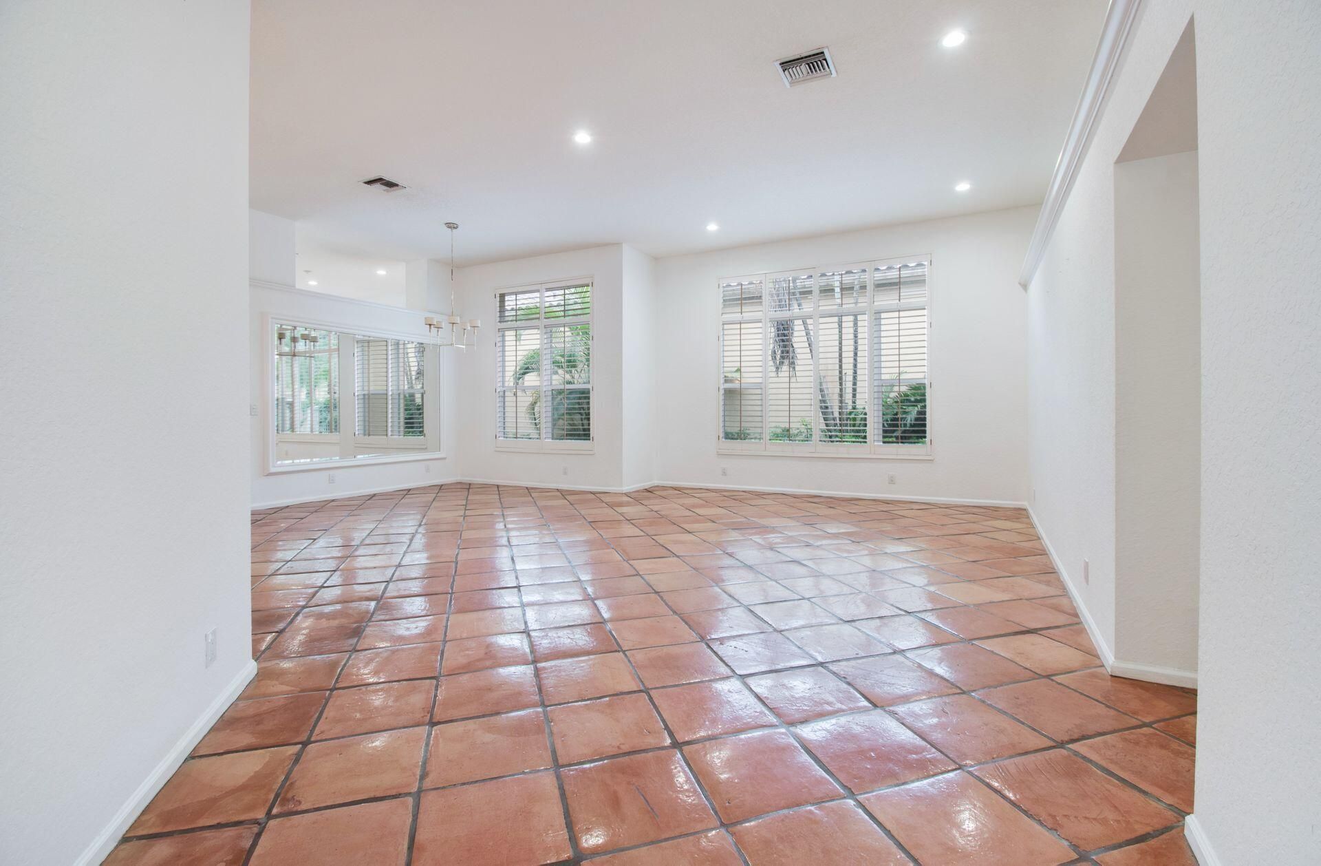 2466 Bay Isle Court, Weston, FL 33327 Photo