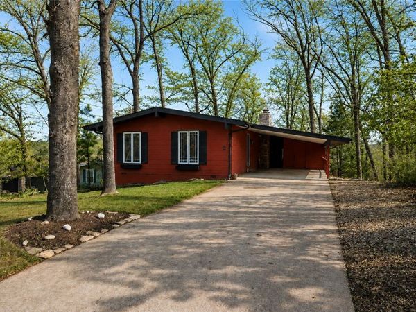 2 Tilbury Lane, Bella Vista, AR 72715