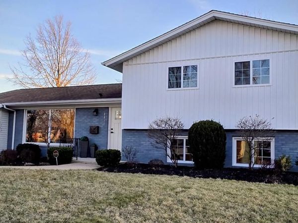 2815 Cooper Court , Woodridge, IL 60517