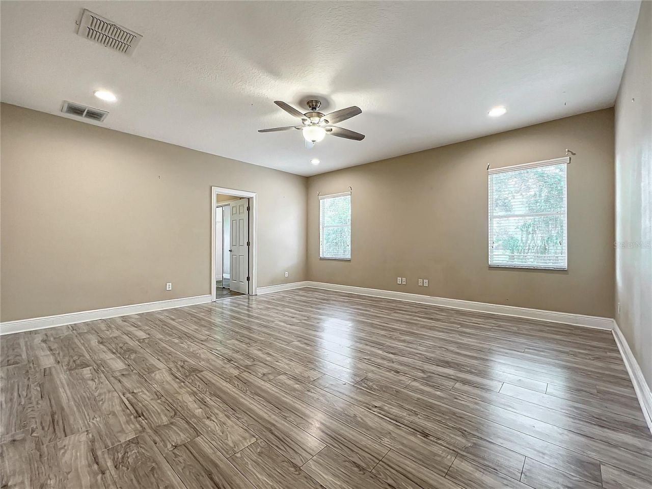 3329 Lake Jean Drive, Orlando, FL 32817 Photo