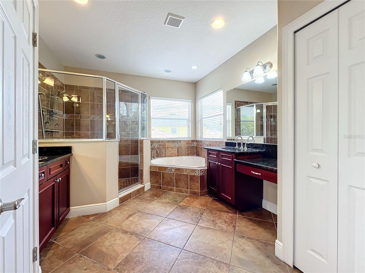 3329 Lake Jean Drive, Orlando, FL 32817 Photo