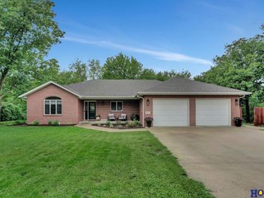 1625 Fir Avenue, Crete, NE 68333
