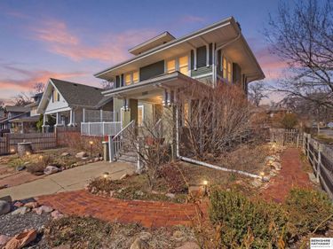 2142 Lake Street, Lincoln, NE 68502