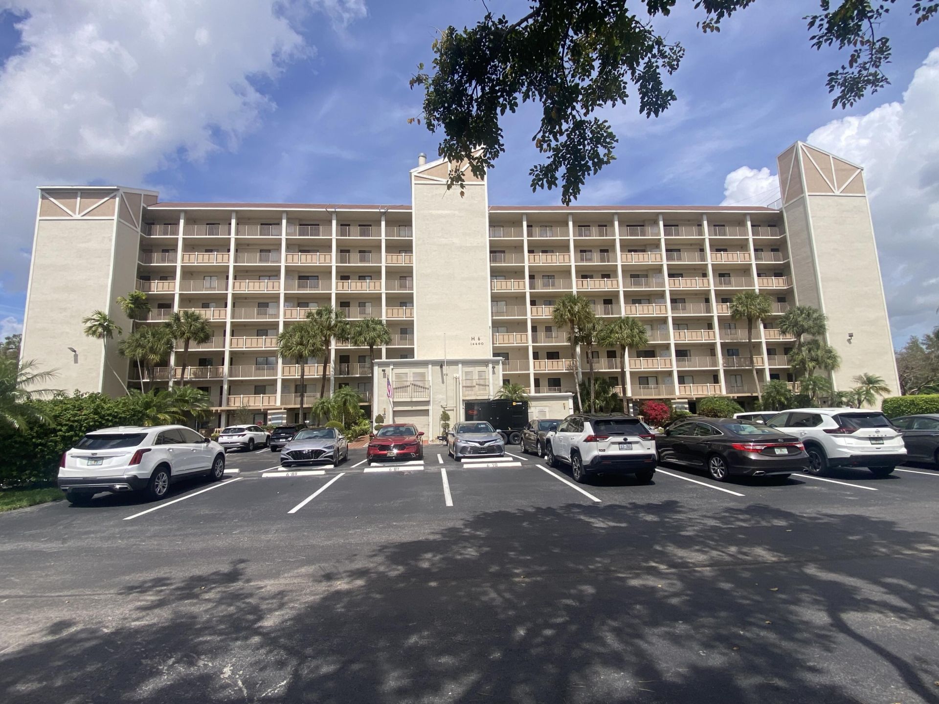 14460 Strathmore Lane, Unit 306, Delray Beach, FL 33446 Photo