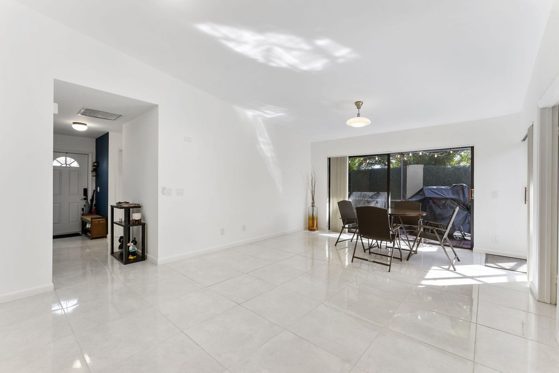 153 Meadows Drive, Boynton Beach, FL 33436 Photo