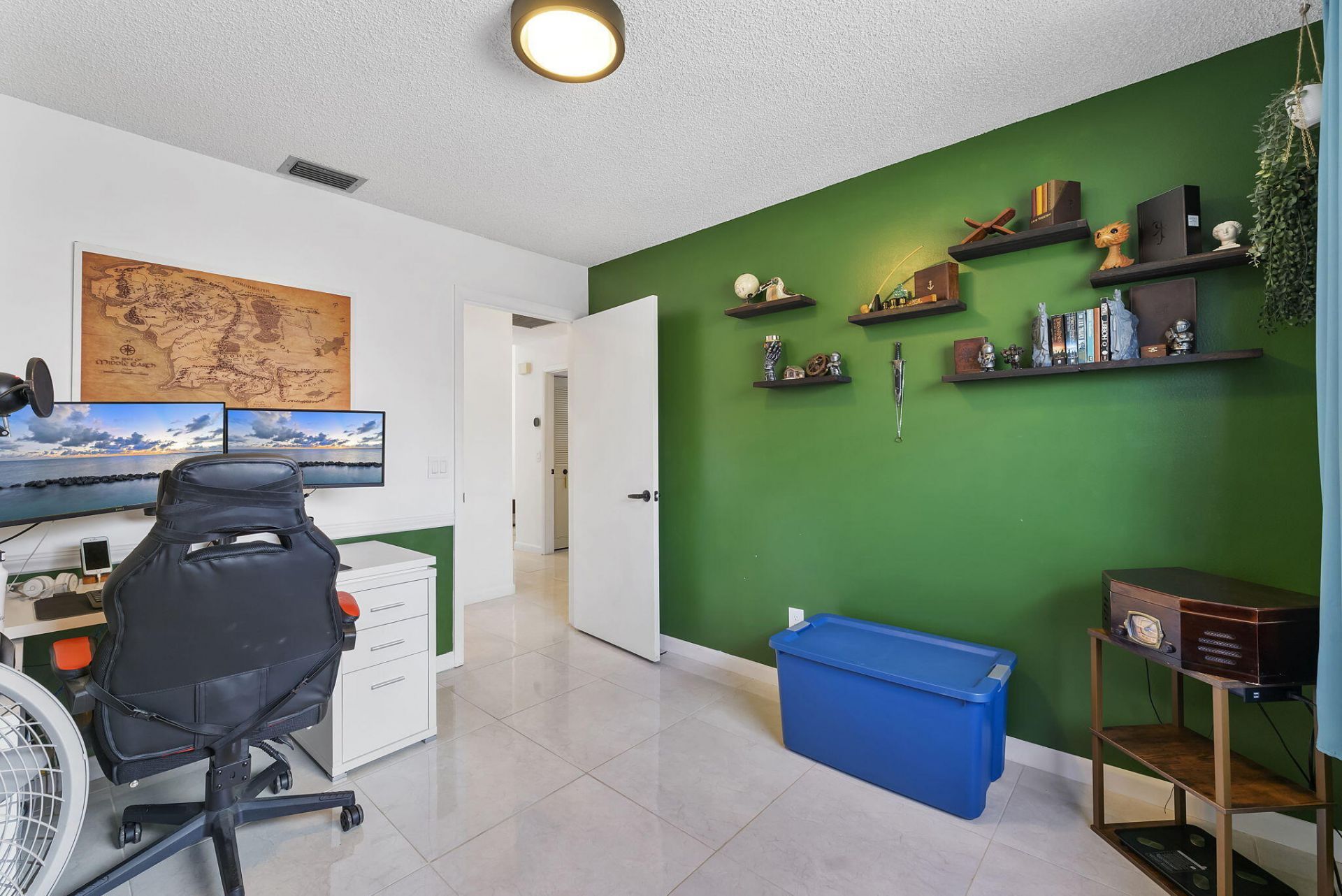 153 Meadows Drive, Boynton Beach, FL 33436 Photo