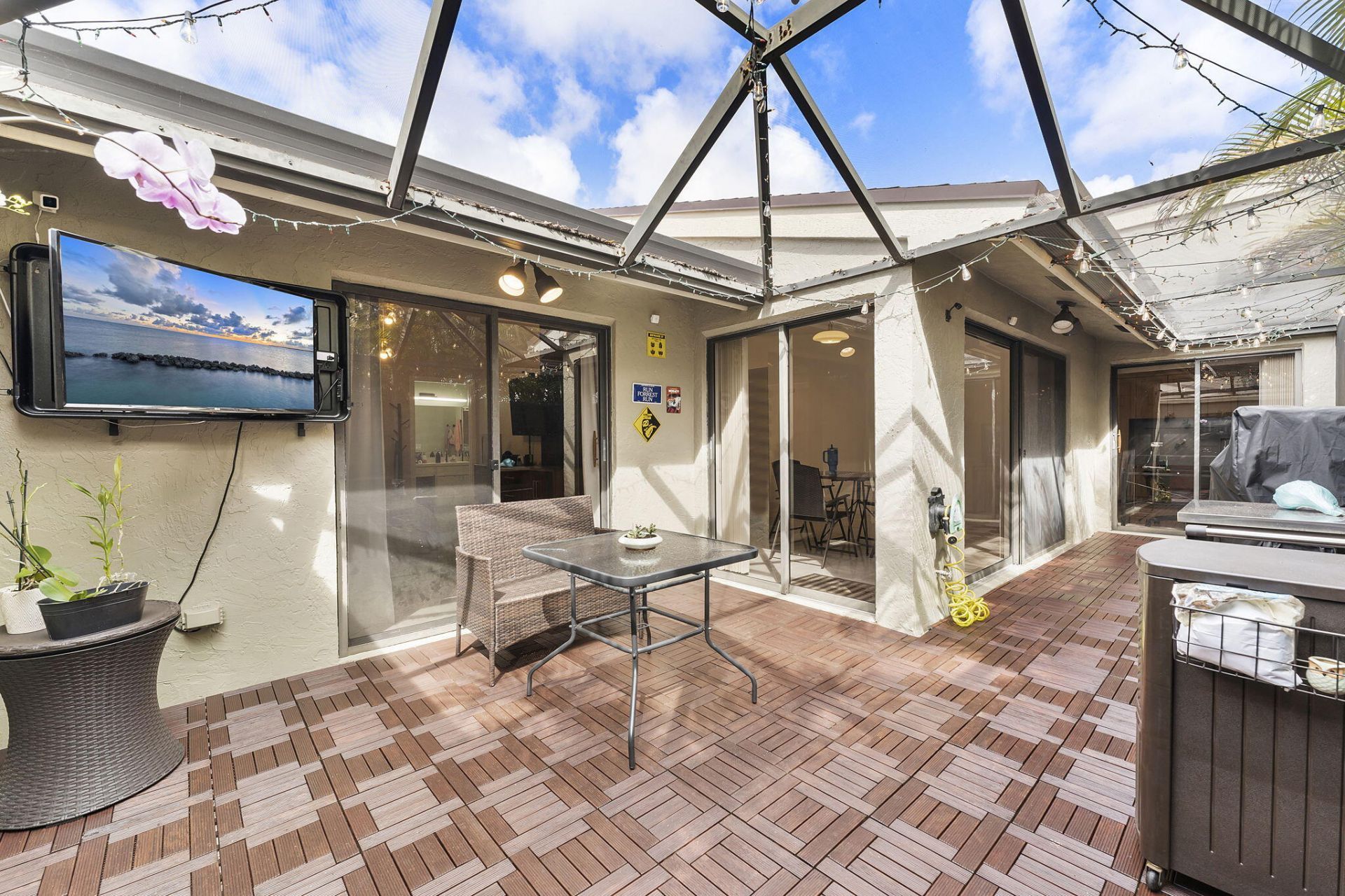 153 Meadows Drive, Boynton Beach, FL 33436 Photo