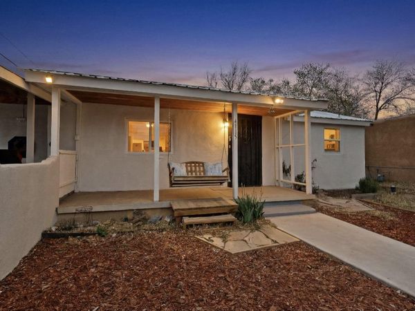 4115 5th Street NW, Albuquerque, NM 87107