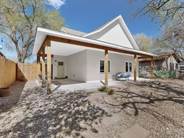 433 Pacific Avenue SW, Albuquerque, NM 87102