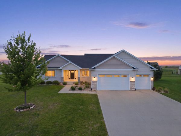 5211 Harvest Road, Ames, IA 50014