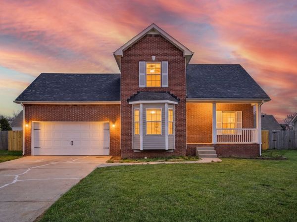 2758 N Whitfield Rd, Clarksville, TN 37040