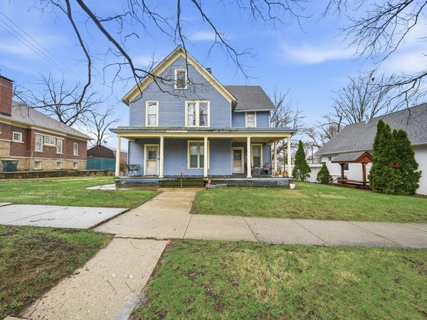 404 Indiana Avenue, Valparaiso, IN 46383