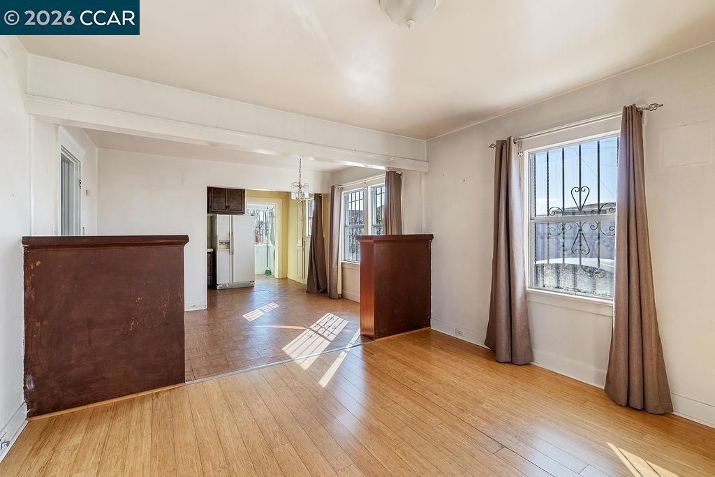 1100 Pennsylvania Ave, Richmond, CA 94801 Main Photo