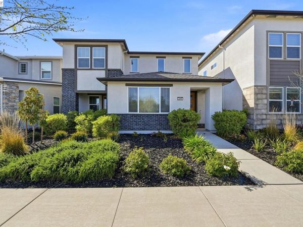 2965 Hazel Gaze St, Sacramento, CA 95833