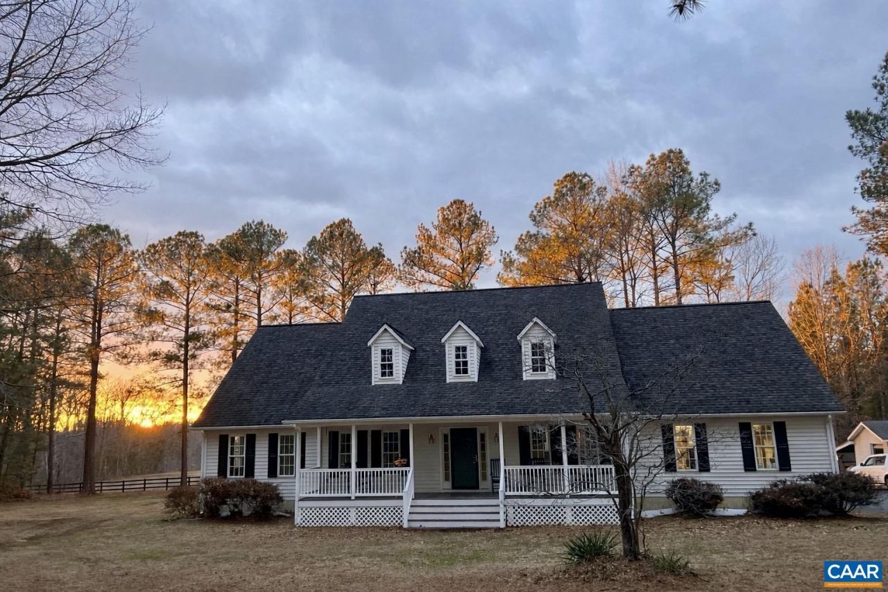 651 KENTS MILL RD , Louisa, VA 23093