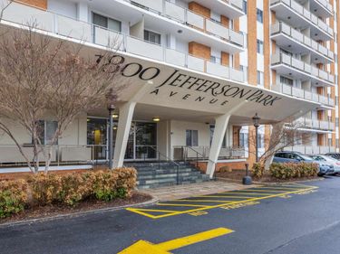 1800 JEFFERSON PARK AVE, Unit 410, Charlottesville, VA 22903