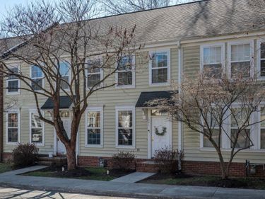 1041 CARRINGTON PL, Charlottesville, VA 22901