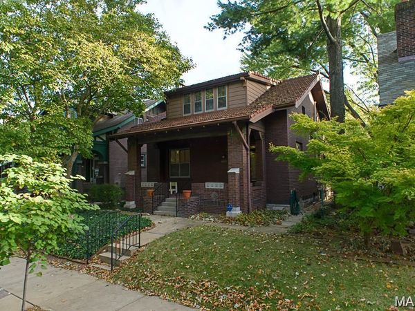 4046 Magnolia Place, St Louis, MO 63110