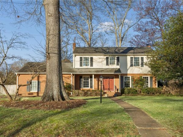 201 Harwood Drive , Yorktown, VA 23692