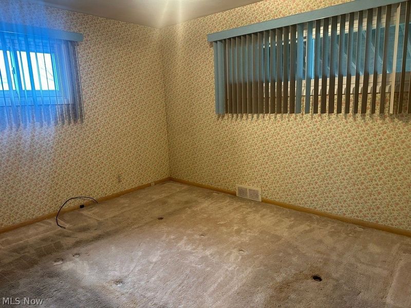 13670 Middlebrook Boulevard, Brook Park, OH 44142 Photo 10