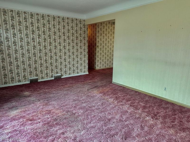 13670 Middlebrook Boulevard, Brook Park, OH 44142 Photo 4