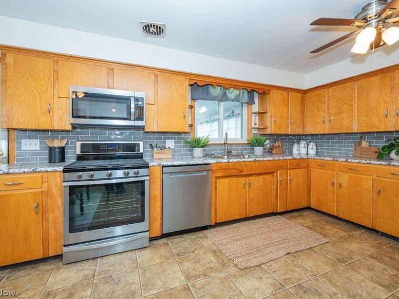 30263 St Rt 62, Salem, OH 44460 Photo 6