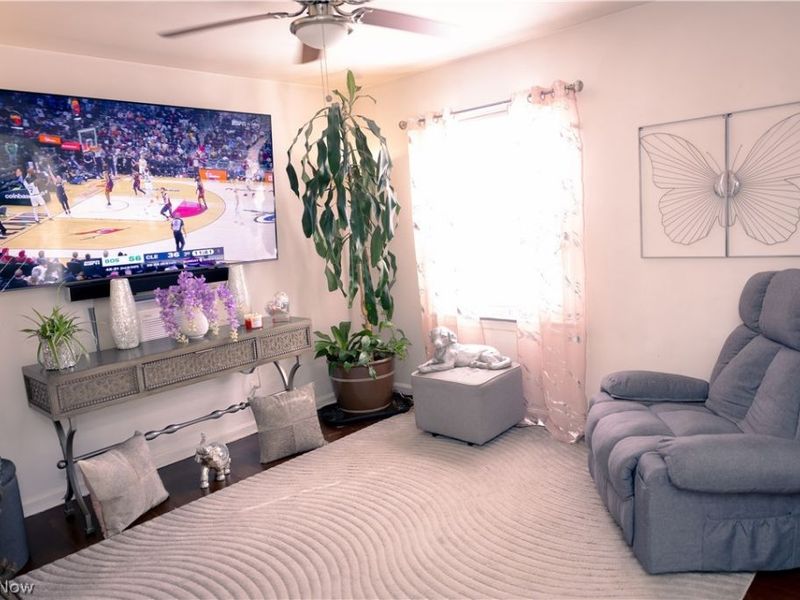 18217 Edinboro Avenue, Maple Heights, OH 44137 Photo 10