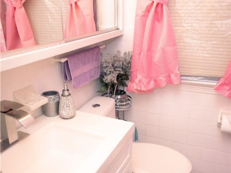 18217 Edinboro Avenue, Maple Heights, OH 44137 Photo 21