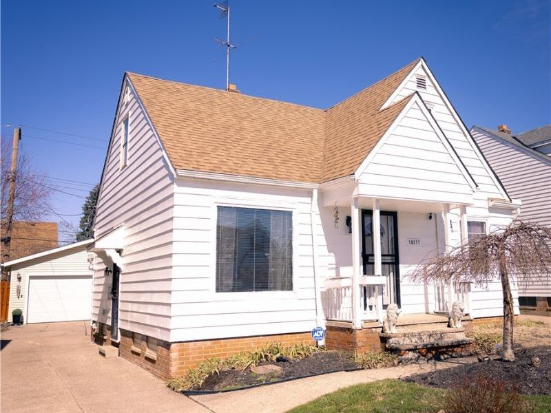 18217 Edinboro Avenue, Maple Heights, OH 44137 Photo 4