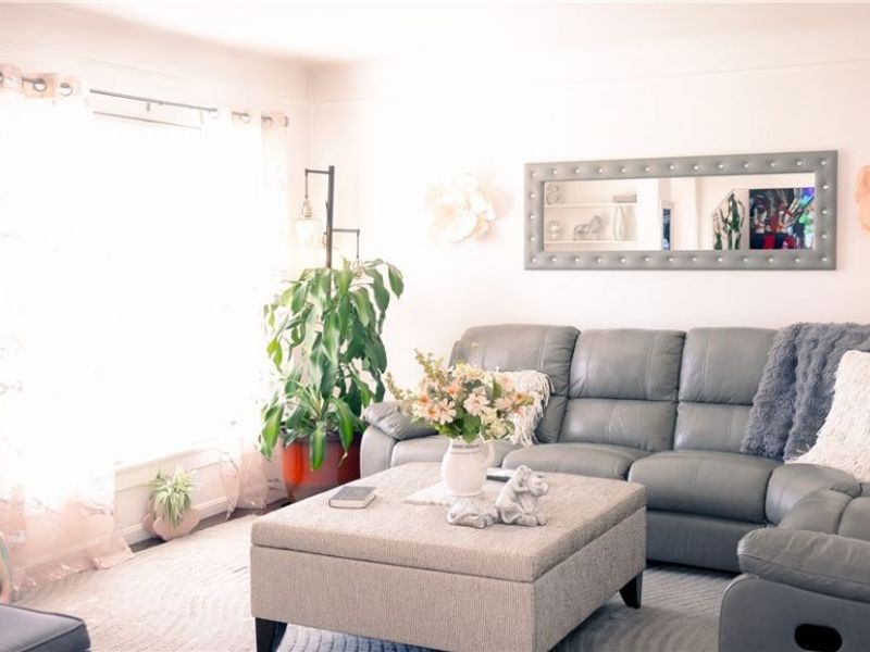 18217 Edinboro Avenue, Maple Heights, OH 44137 Photo 8