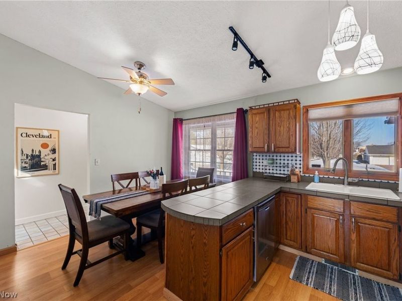 137 Stauffer Drive , Wadsworth, OH 44281 Photo 13