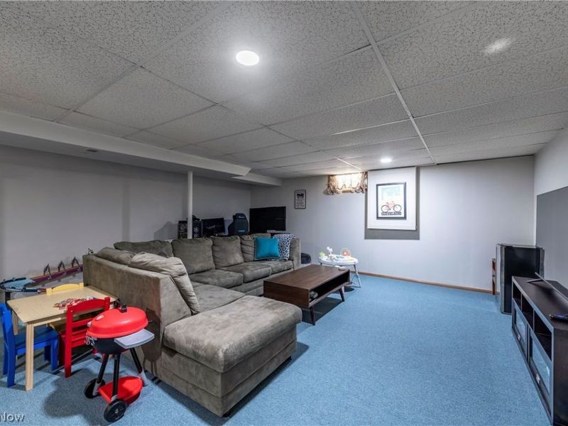 137 Stauffer Drive , Wadsworth, OH 44281 Photo 33